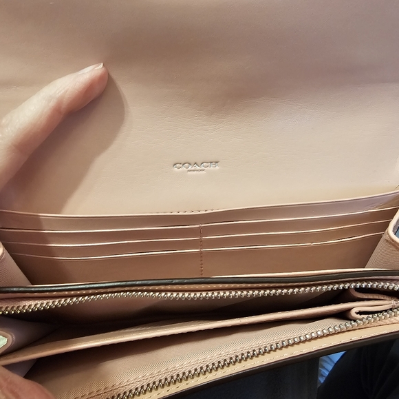 Coach Tote And Wallet - Picture 14 of 15